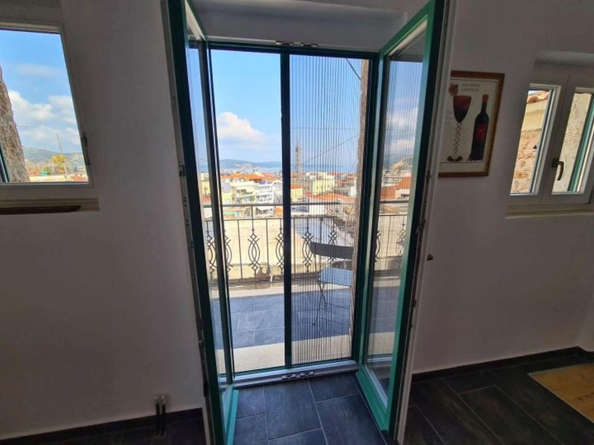 Appartamento Gythio Townhouse Esterno foto
