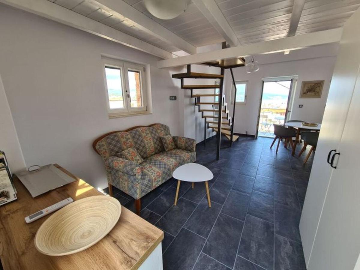 Appartamento Gythio Townhouse Esterno foto
