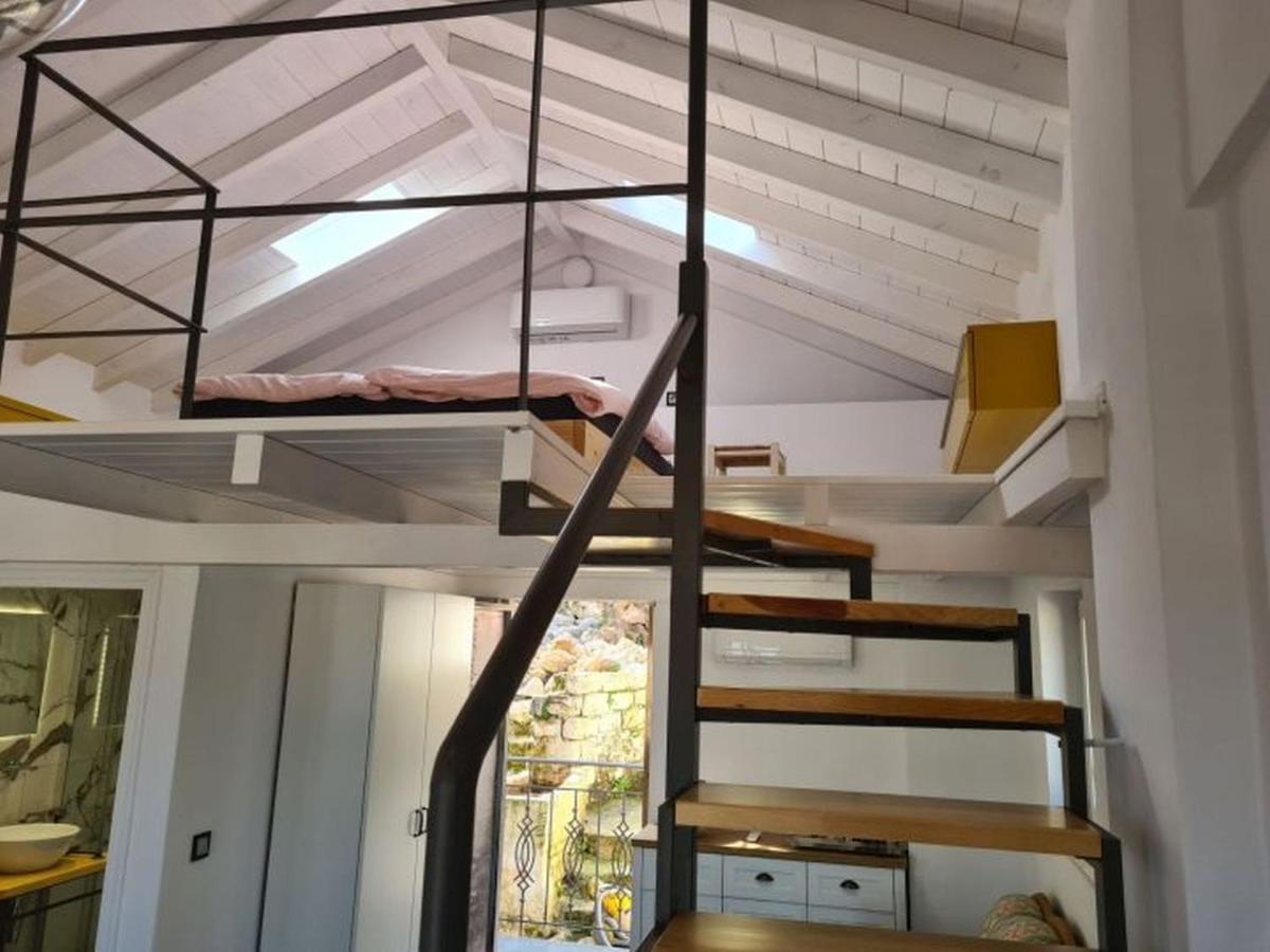 Appartamento Gythio Townhouse Esterno foto