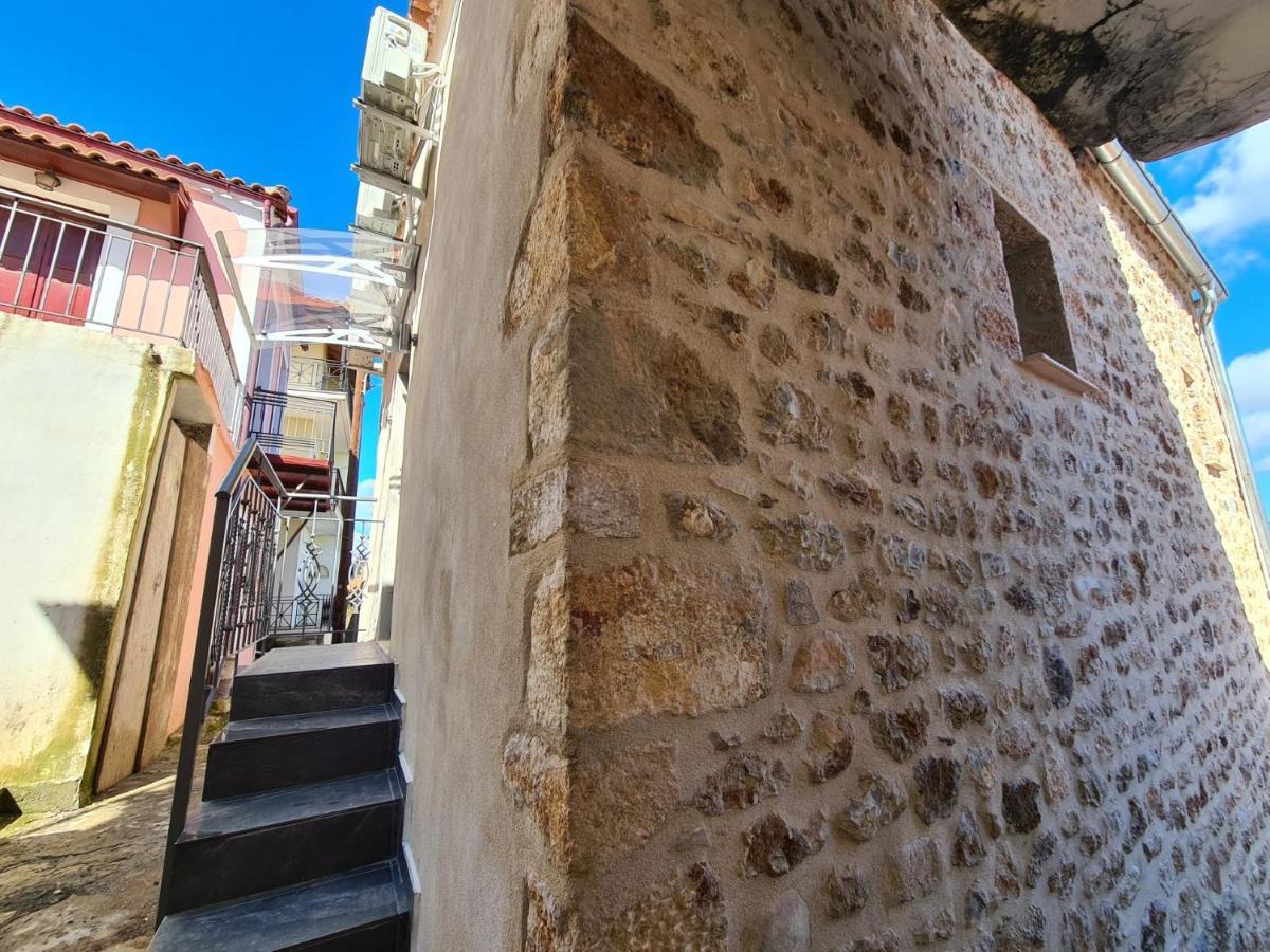 Appartamento Gythio Townhouse Esterno foto