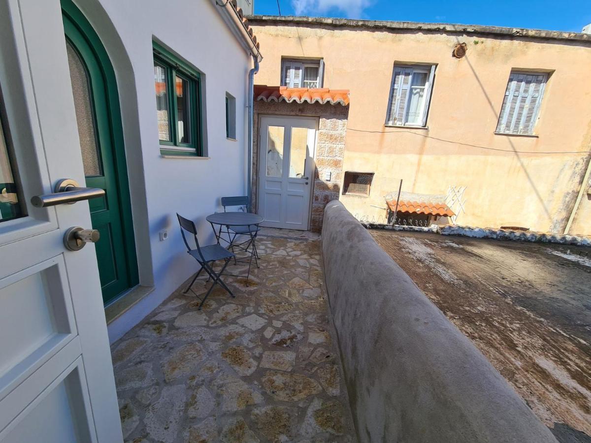 Appartamento Gythio Townhouse Esterno foto